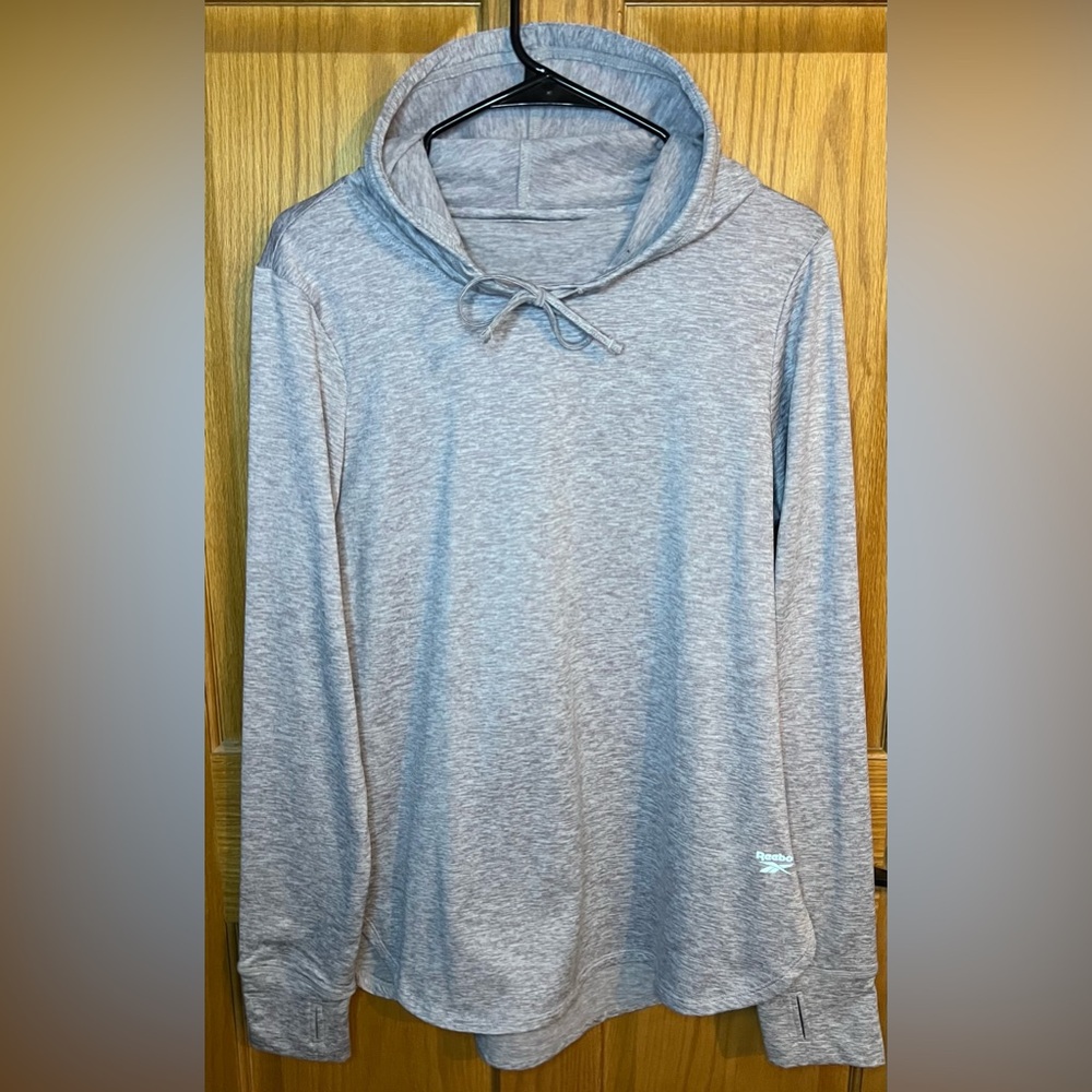 🏃‍♀️ NWOT Women’s Reebok Grey Tie Hoodie Large
